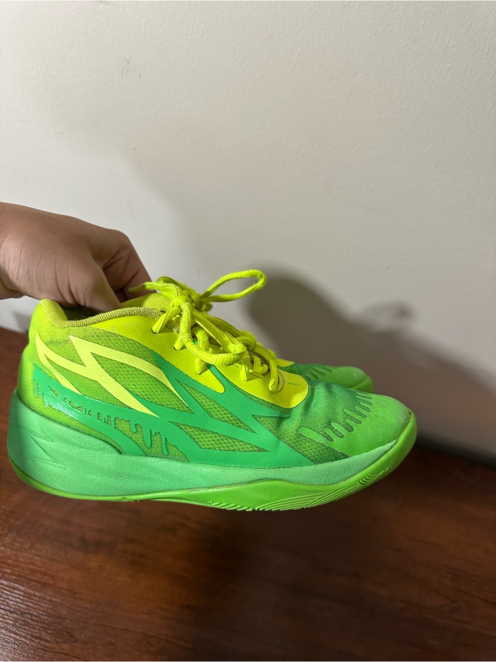 Puma Nickelodeon Melo Size 2 Boys/Kids/Youth